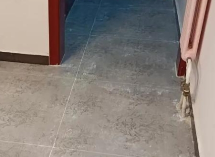 富拉尔基瓷砖空鼓维修公司分享下富拉尔基地砖空鼓了怎么办
